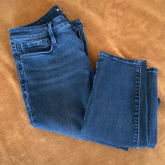 Athleta Sculptek Skinny Jean; Size 8 Black - Picture 7 of 7